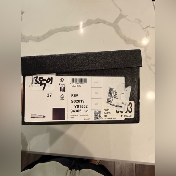 NWT Chanel - Ballerina in black Napa/patent leather, size 37 (US7). - Picture 3 of 7